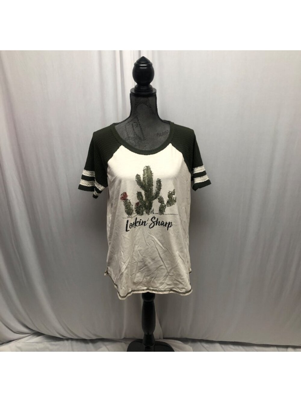 Maurices Lookin Sharp Shirt Womens Size Large Cactus Graphic Waffle Weave Sleeve